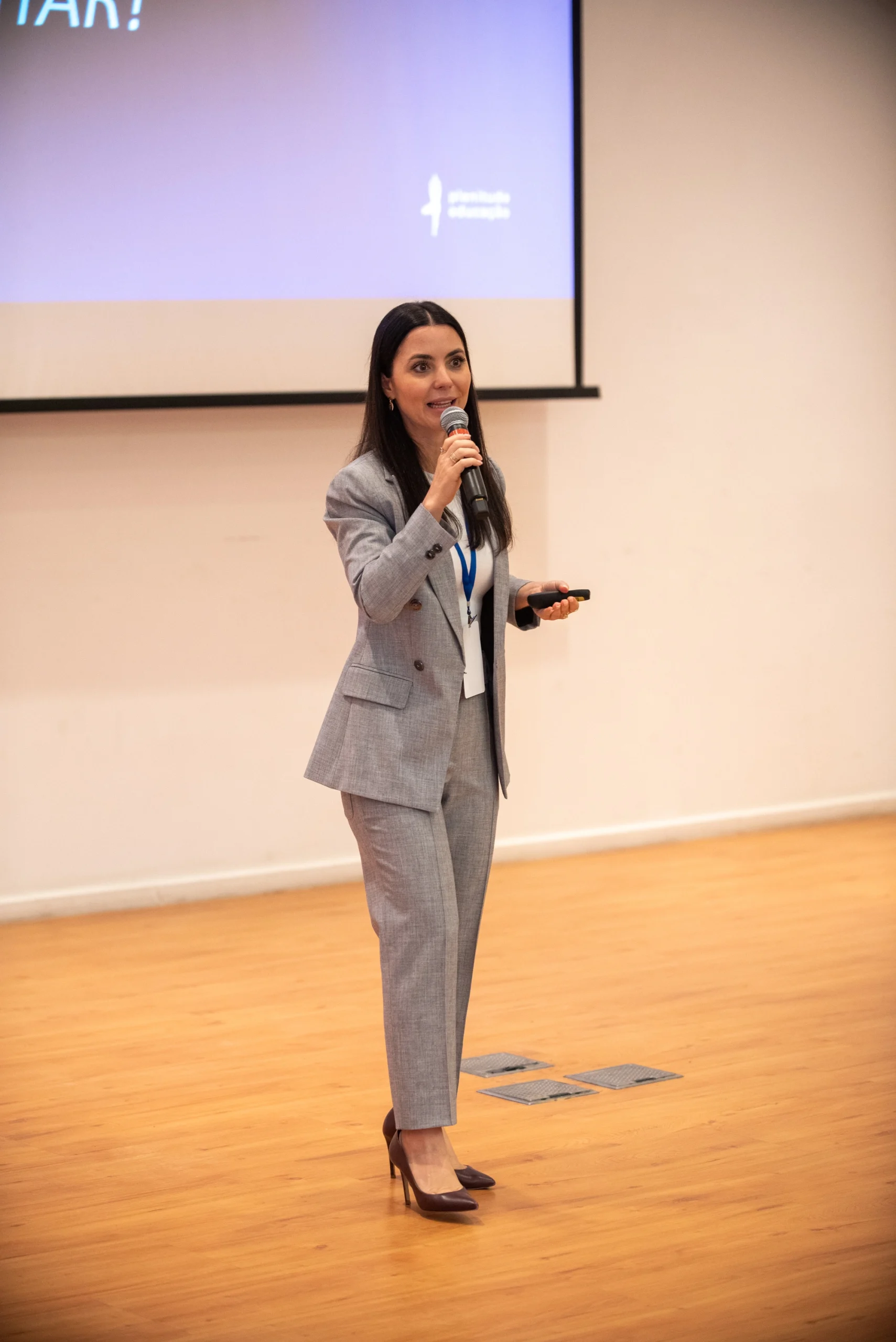 Kátia Cili